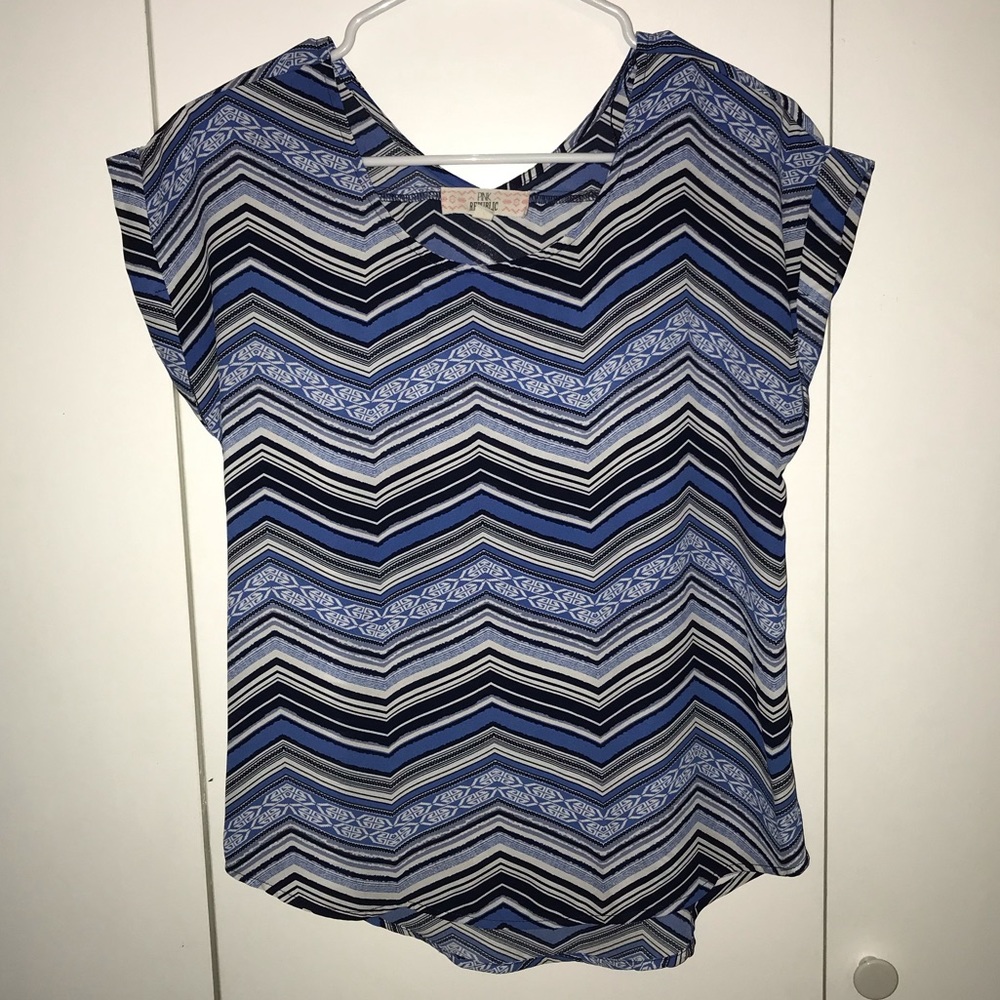 PINK REPUBLIC Blue Top